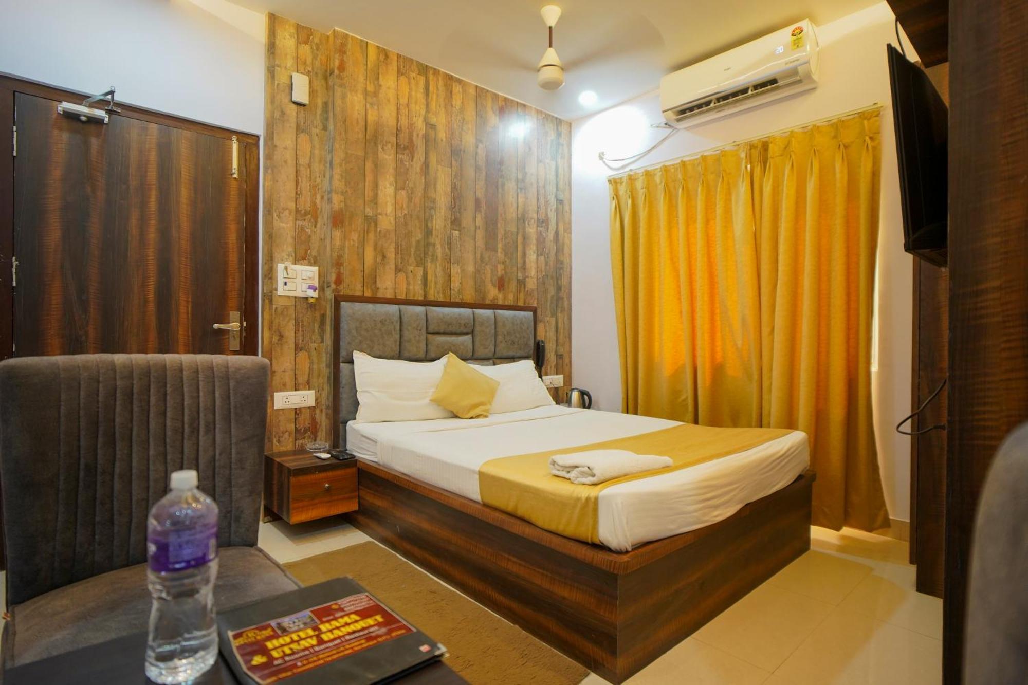 Hotel Rama Gorakhpur Zewnętrze zdjęcie