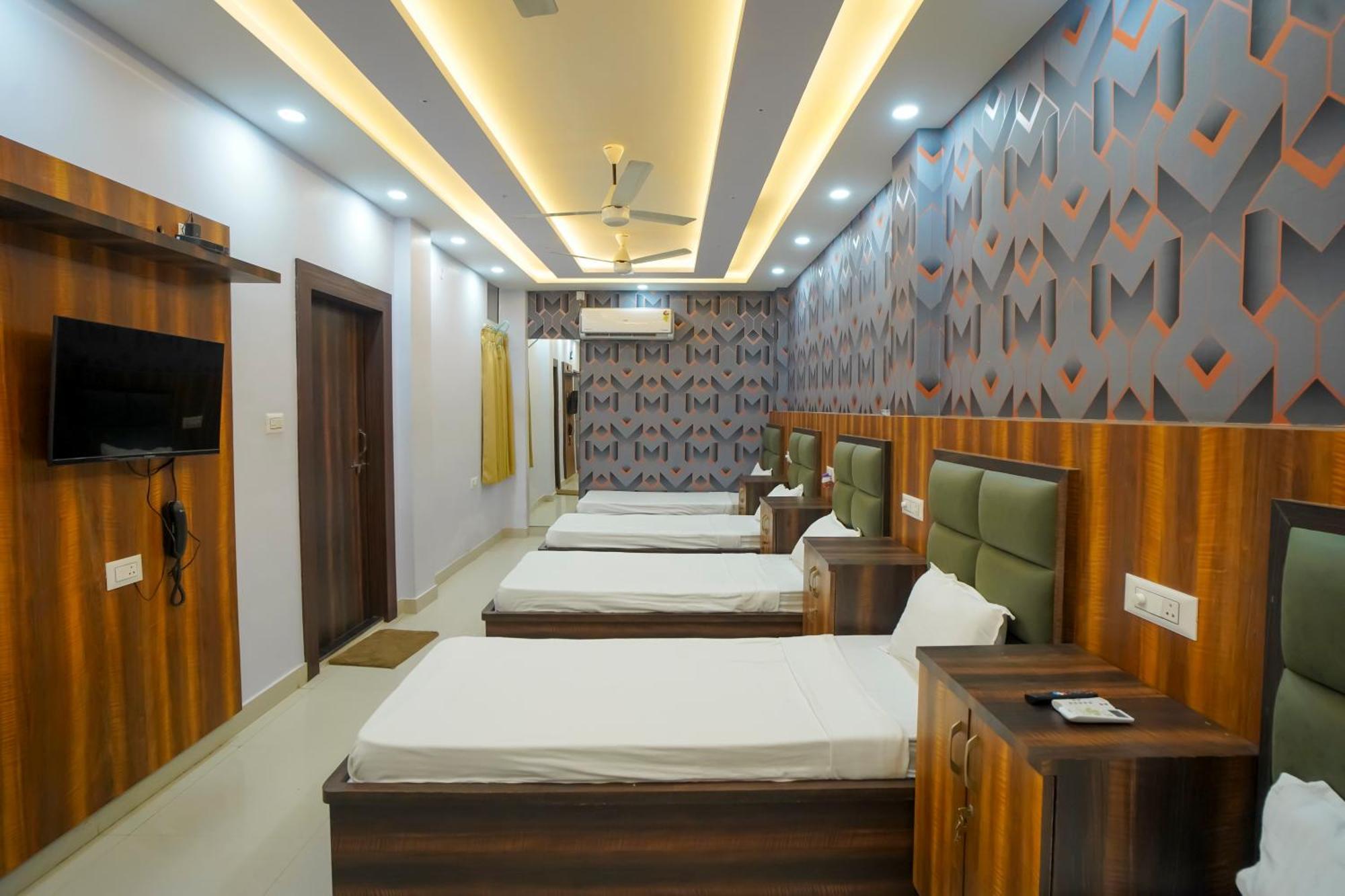 Hotel Rama Gorakhpur Zewnętrze zdjęcie