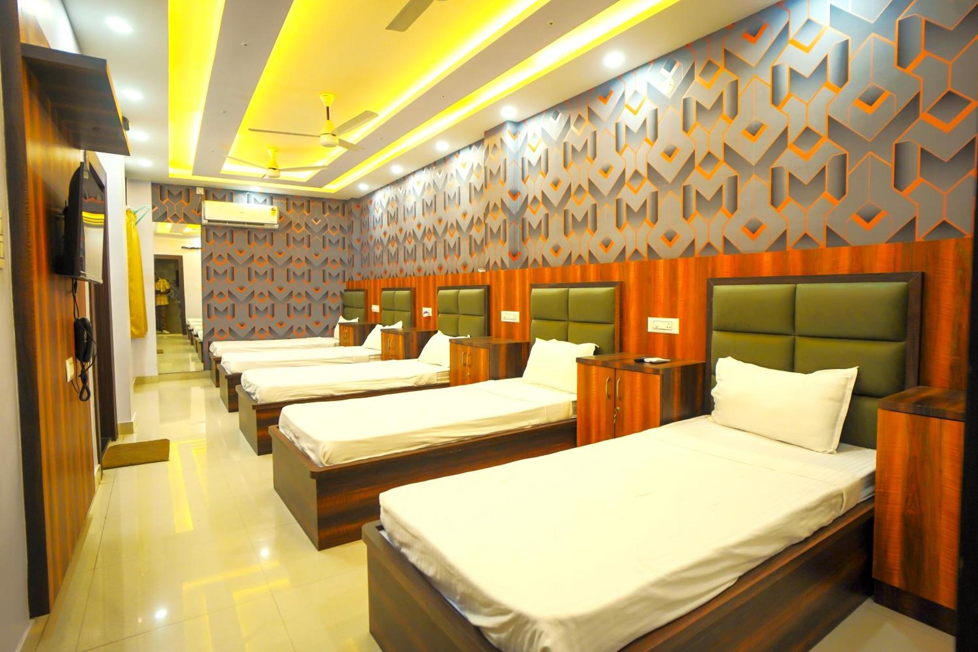 Hotel Rama Gorakhpur Zewnętrze zdjęcie